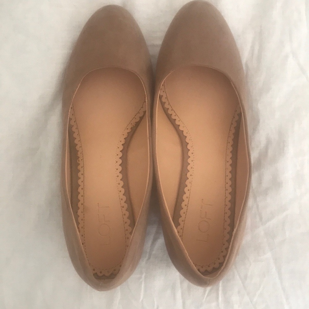 LOFT Tan Suede Wedge